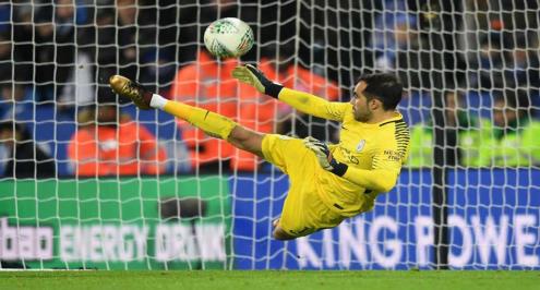 برافو ينتقد مسؤولي اتحاد الكرة التشيلي